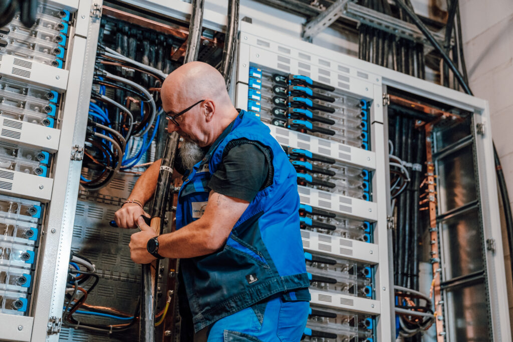 Elektroinstallation für Gewerbe und Industrie in Hildesheim